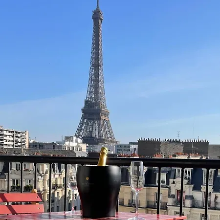 Apartment Vue Imprenable Sur La Tour Eiffeil Paris