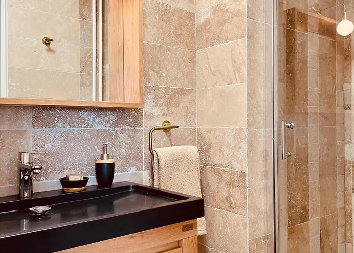 Apartment Vue Imprenable Sur La Tour Eiffeil